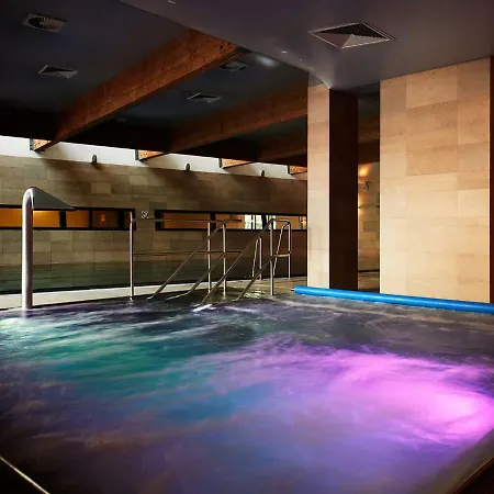 Vacationclub – Ultramarine Apartament 57 *